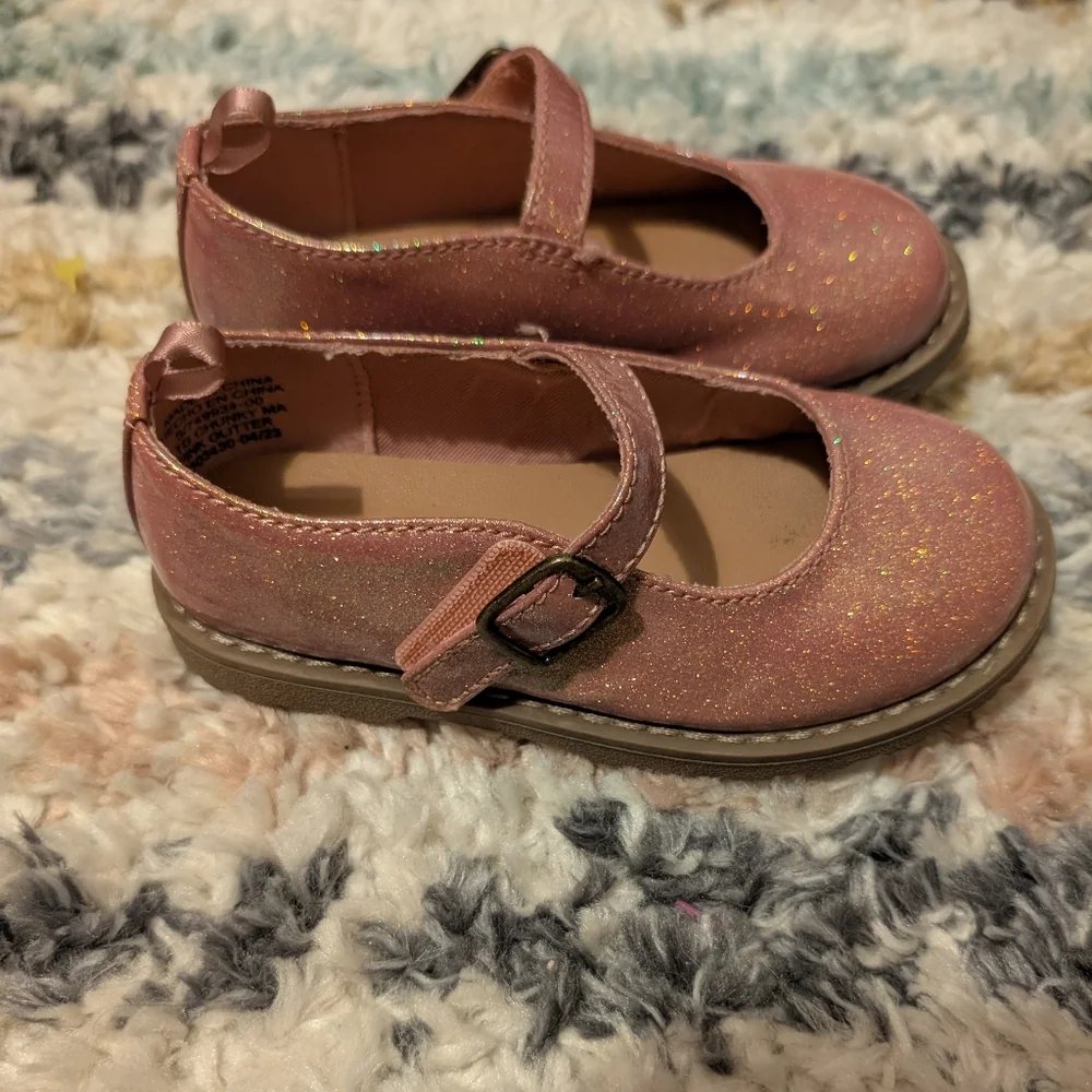 Old Navy‎ Pink Sparkly Chunky Mary Jane Shoes